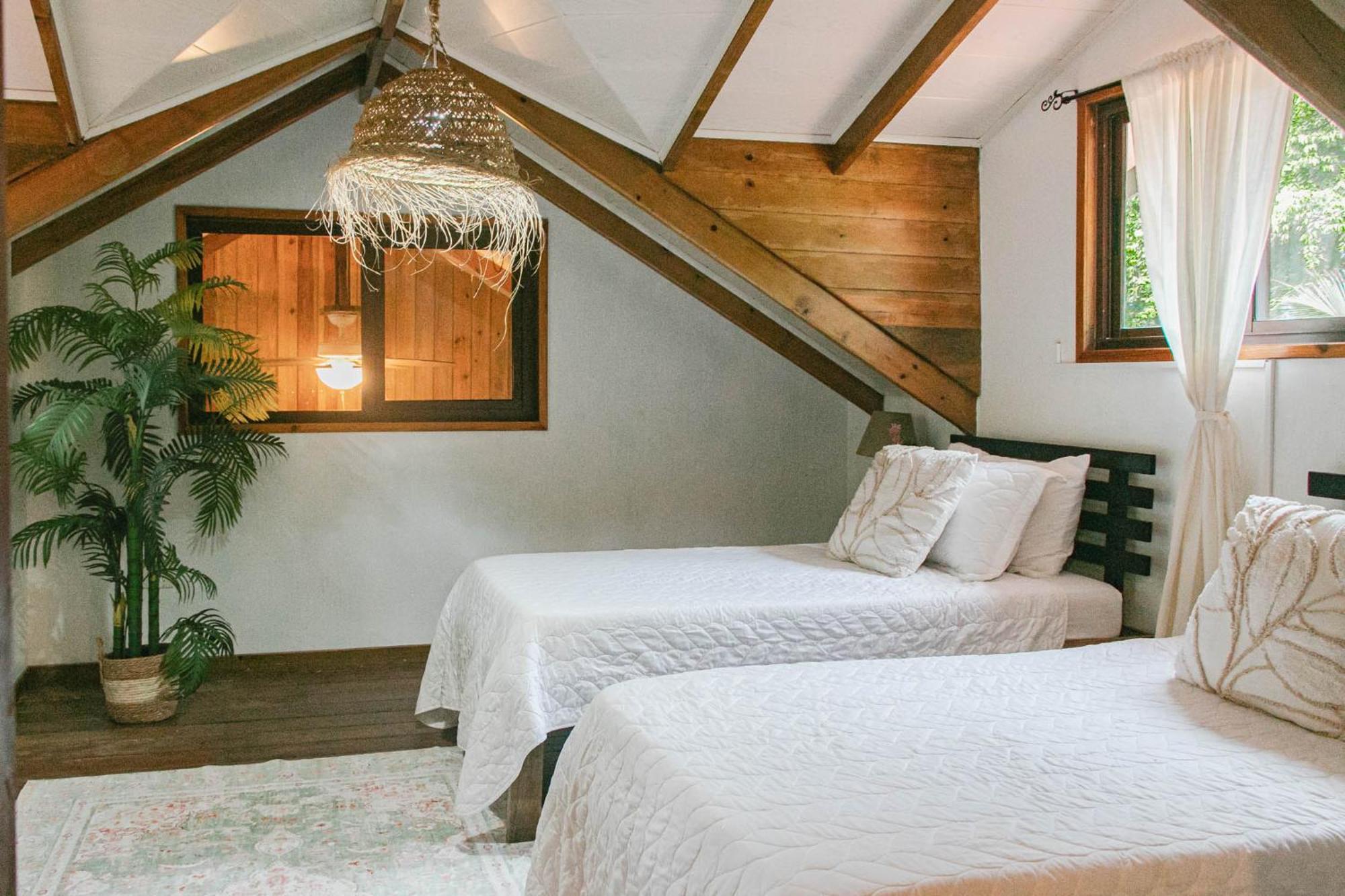 Bed and Breakfast Casa De Mono Bocas Big Creek Экстерьер фото